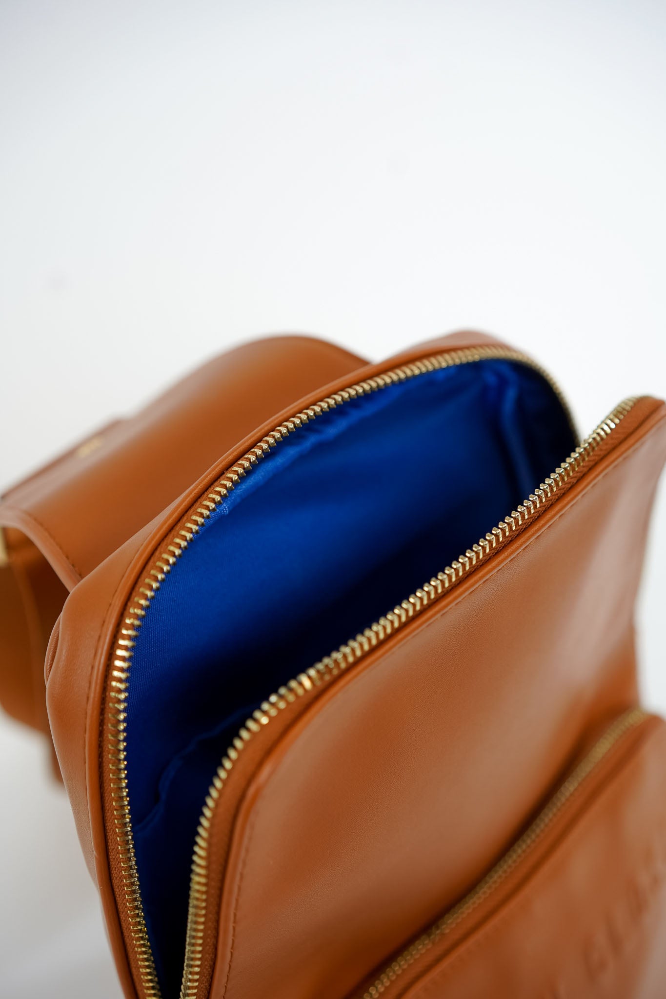 Signature Icon Shoulder Bag (Peanut Butter)