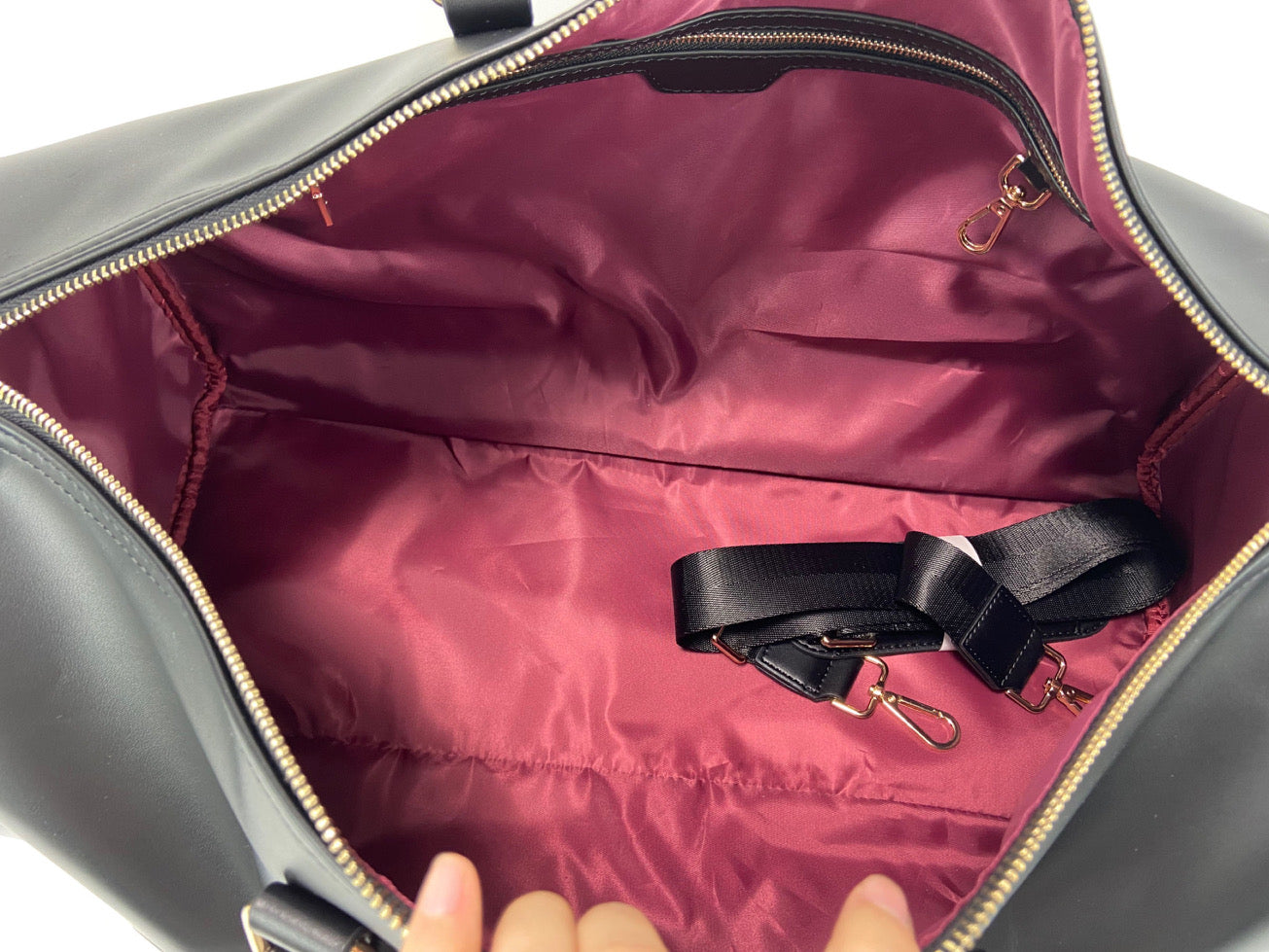 Signature Charlie Duffle (Onyx Black)