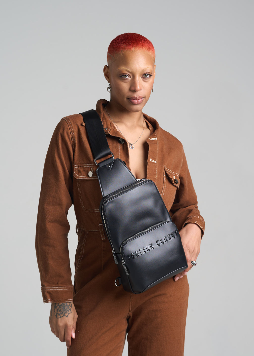 Signature Icon Shoulder Bag (Onyx Black)